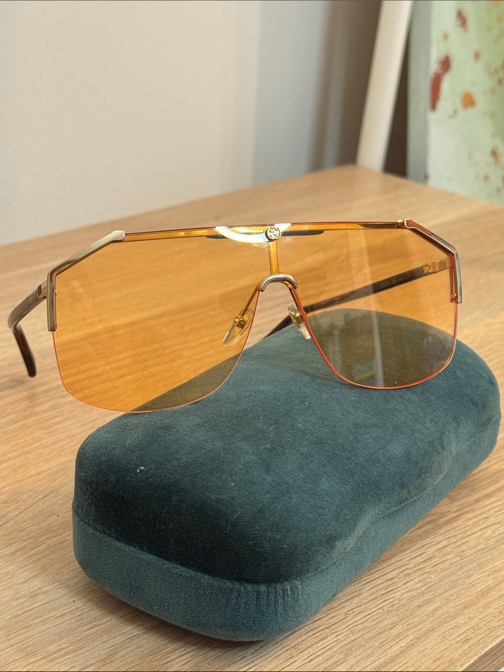 GUCCI (like new never worn) Amber /Orange Shield Sunglasses with Tortoise Arms
